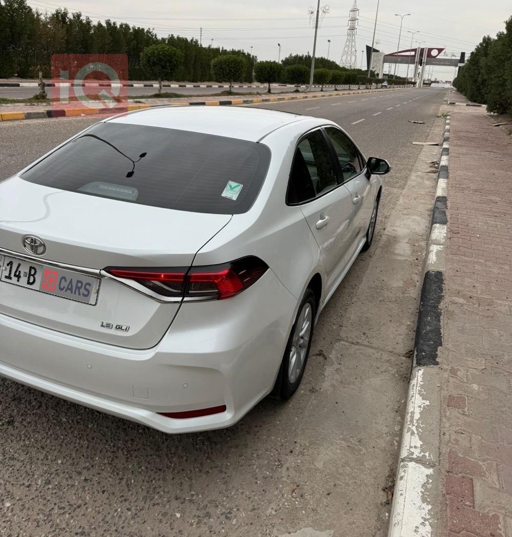 تۆیۆتا کۆرۆلا